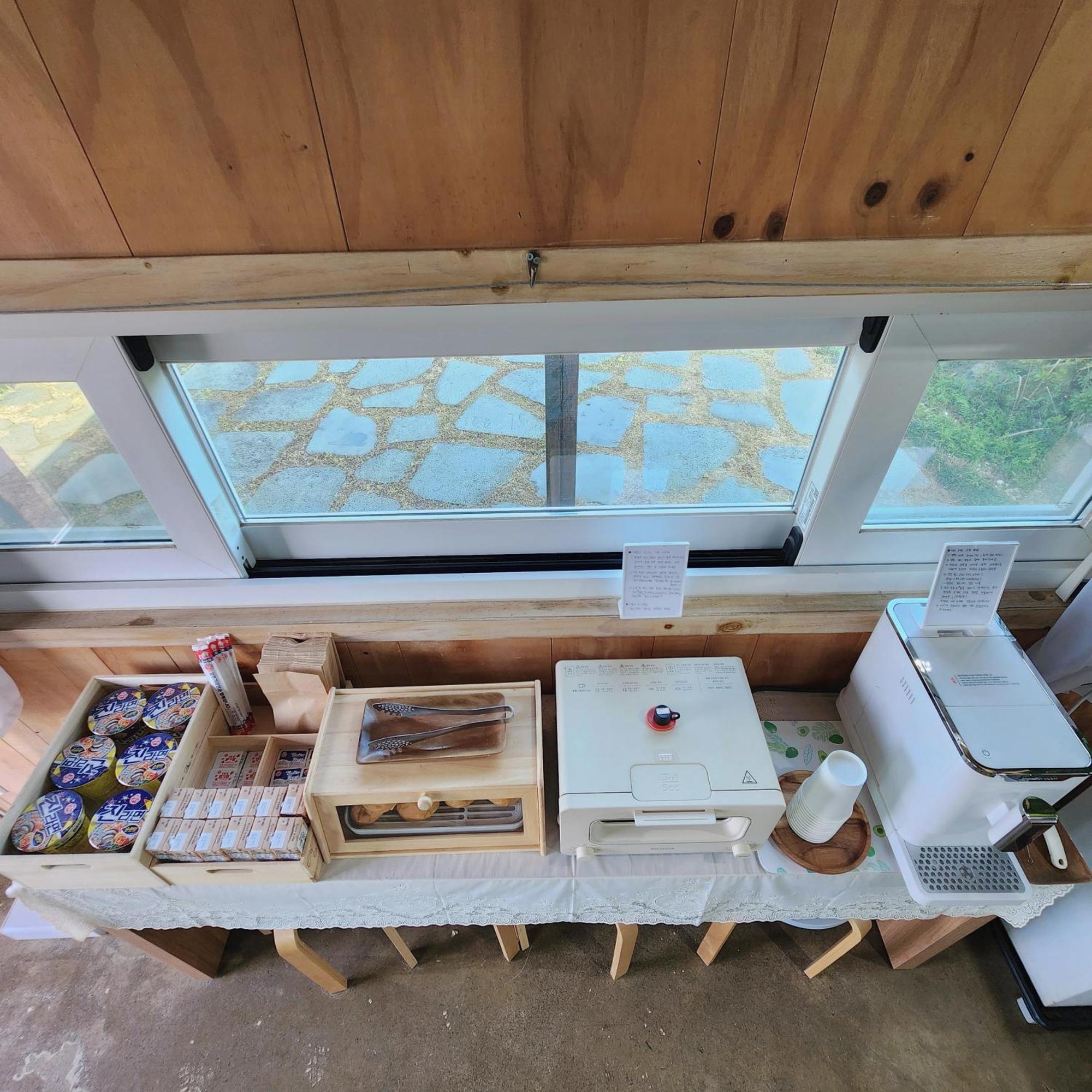 Jeju 542 Pension Seogwipo Extérieur photo