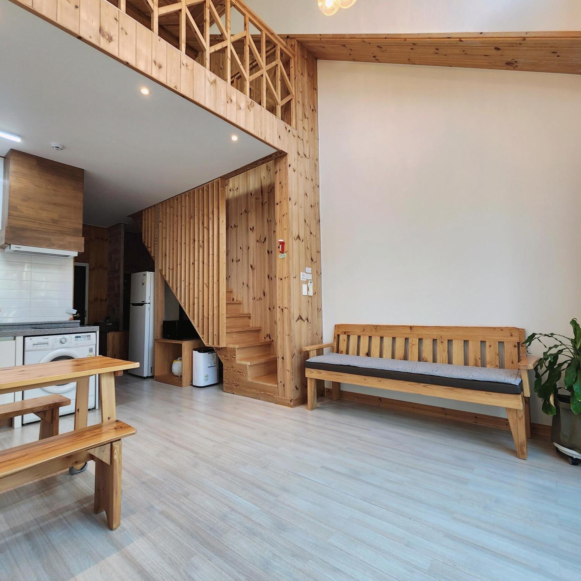 Jeju 542 Pension Seogwipo Extérieur photo