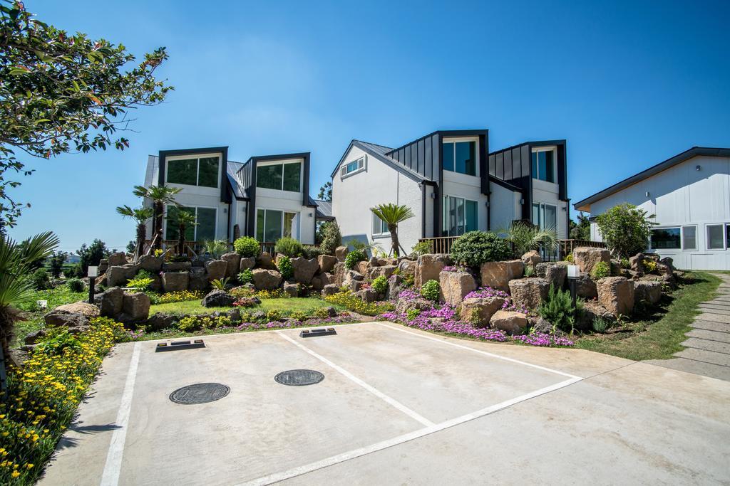 Jeju 542 Pension Seogwipo Chambre photo