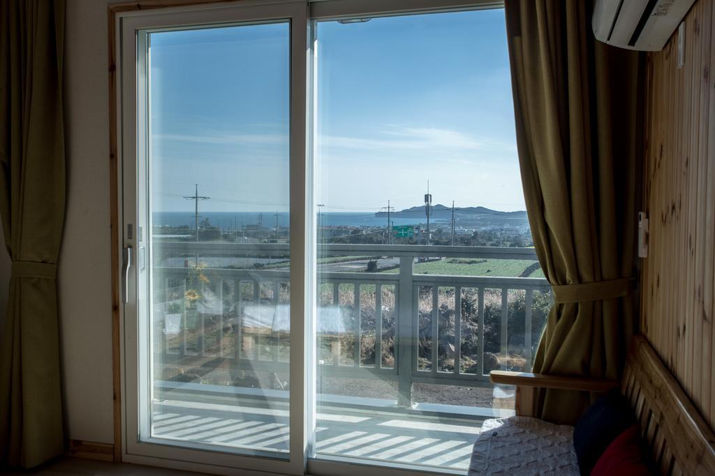 Jeju 542 Pension Seogwipo Chambre photo