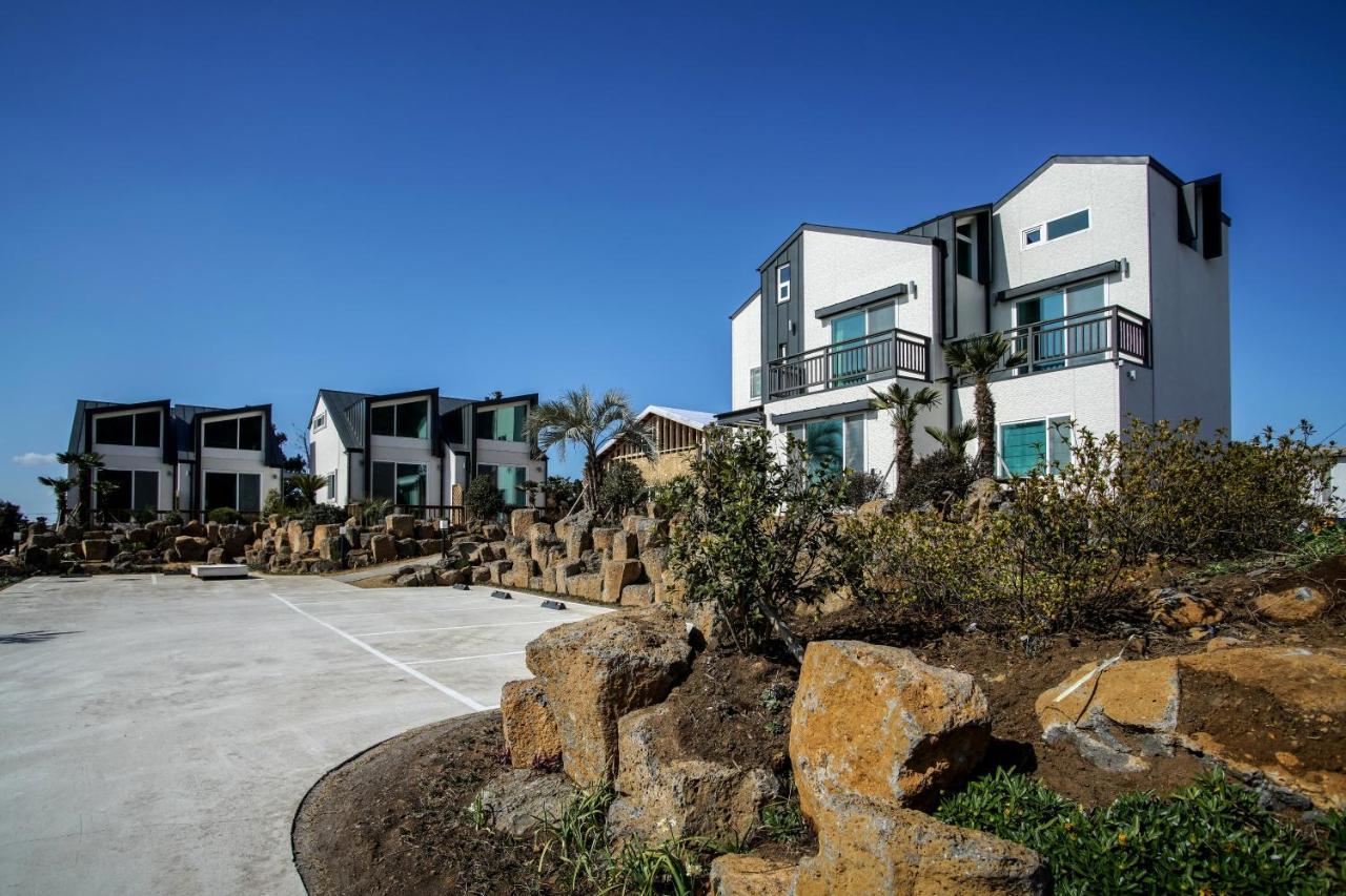 Jeju 542 Pension Seogwipo Extérieur photo