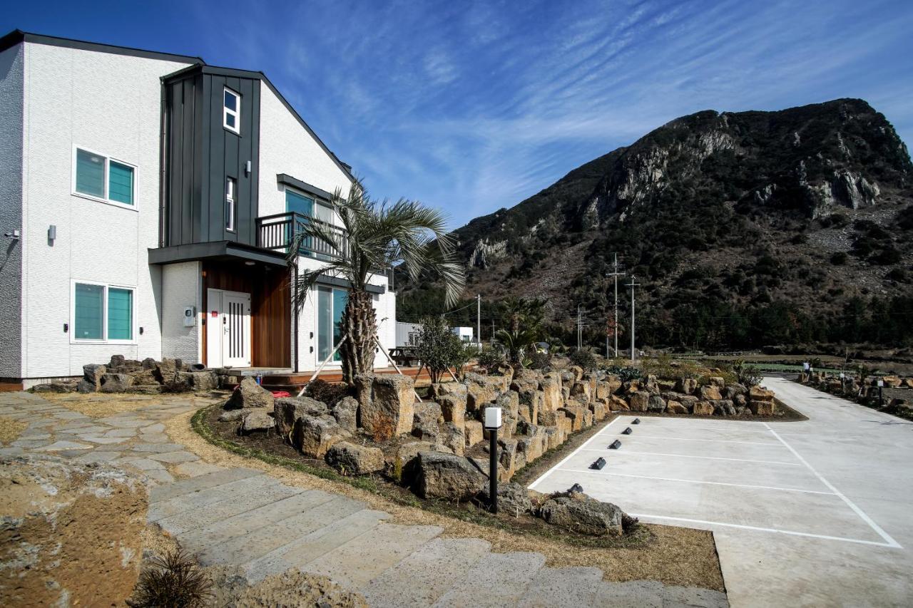 Jeju 542 Pension Seogwipo Extérieur photo