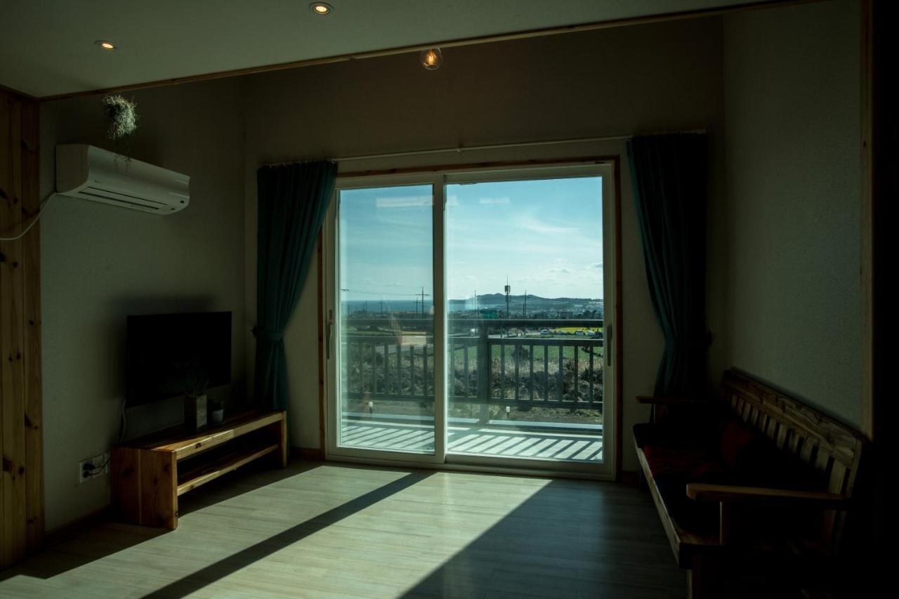 Jeju 542 Pension Seogwipo Extérieur photo